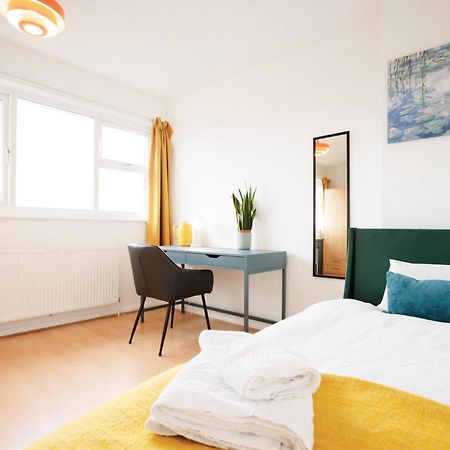 The Apollo Stay Manchester Bagian luar foto
