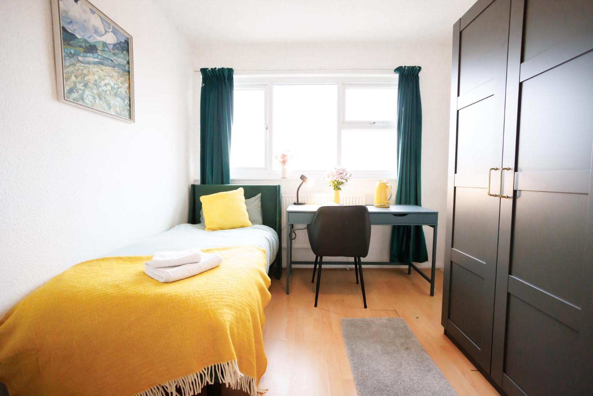 The Apollo Stay Manchester Bagian luar foto