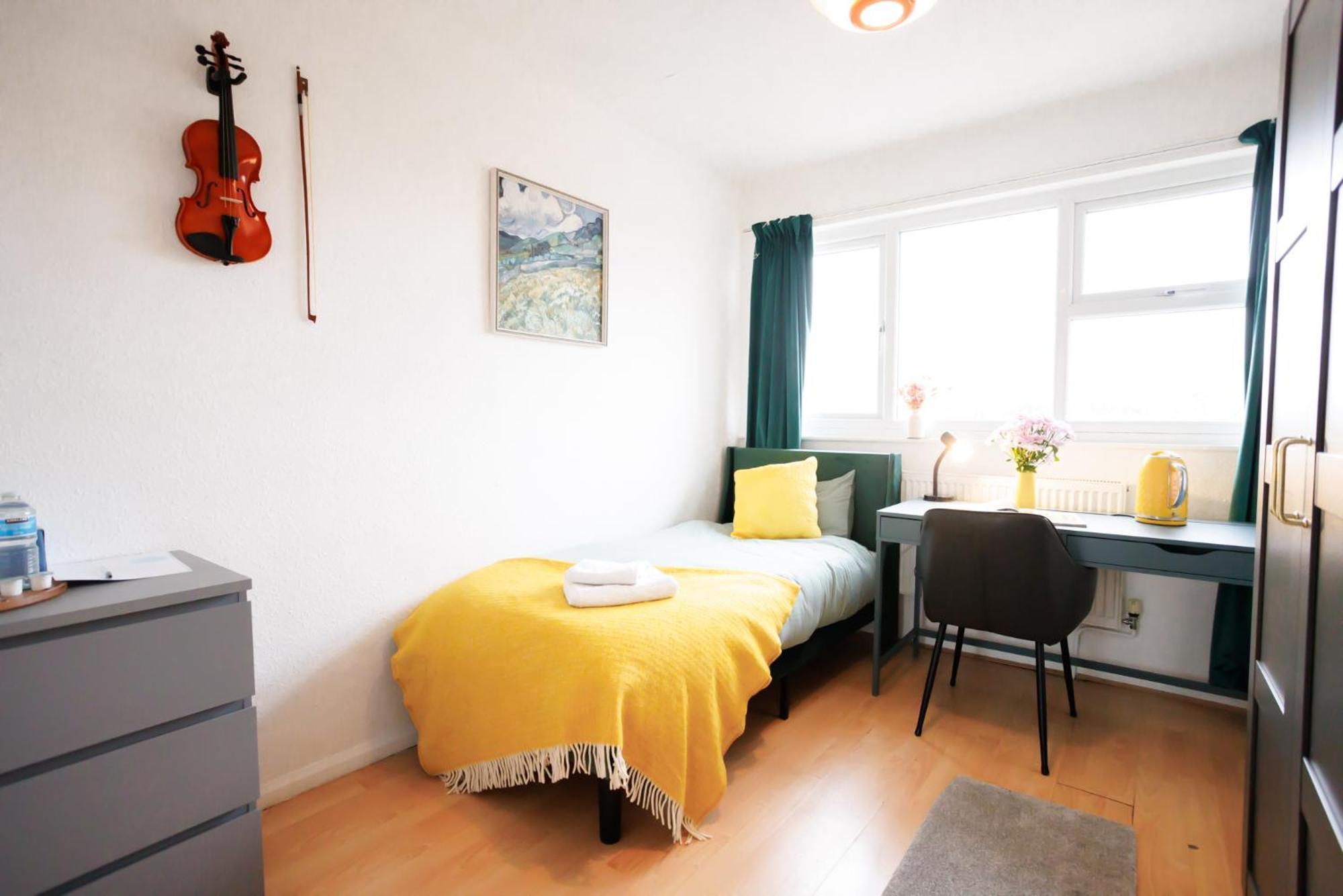 The Apollo Stay Manchester Bagian luar foto